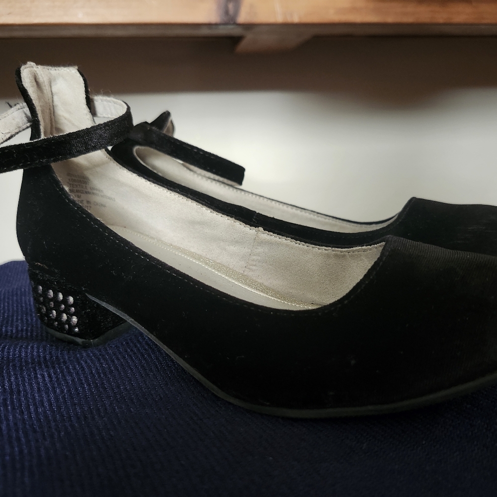 Harper Canyon Black Dress Shoes with Rounded Toe